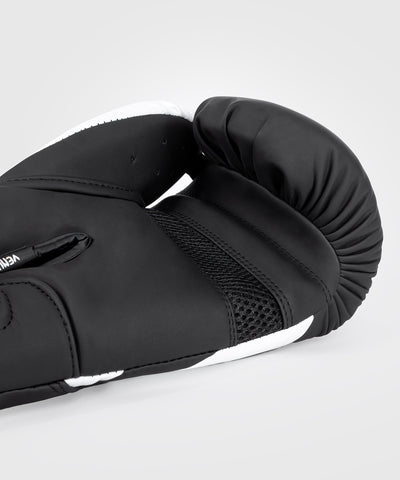 כפפות איגרוף Venum Challenger 4.0 Boxing Gloves - Black/White