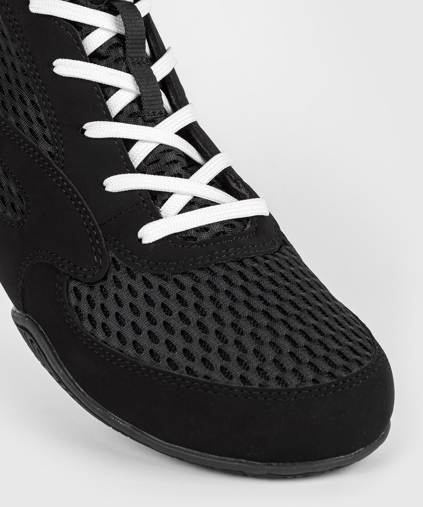 נעלי איגרוף -Venum Contender Boxing Shoes - Black/White