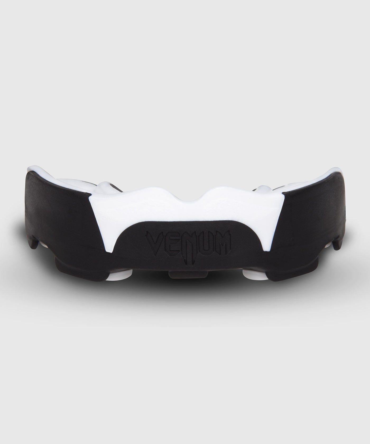 מגן שיניים במגוון צבעים Venum Predator Mouthguard