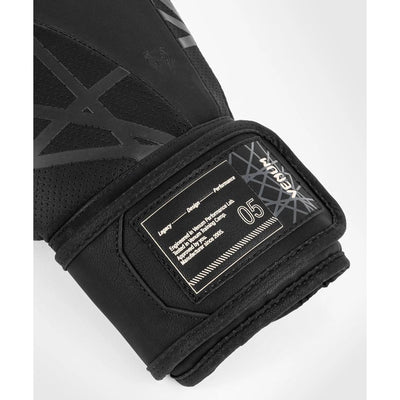 כפפות איגרוף  Venum Tecmo 2.0 Boxing Gloves-Black