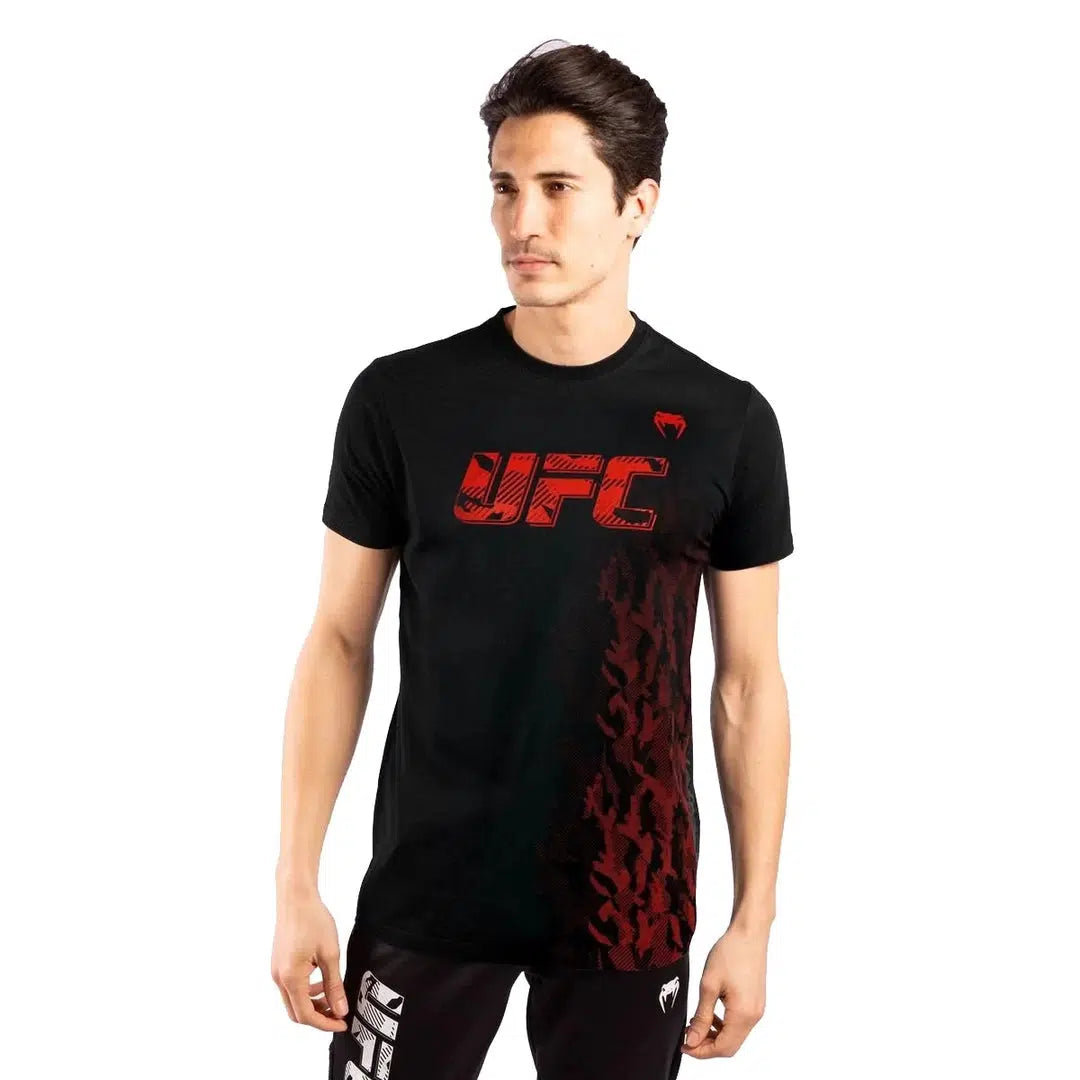 חולצת טי, שחור UFC Authentic Fight Week-®VENUM-בש גל - ציוד ספורט