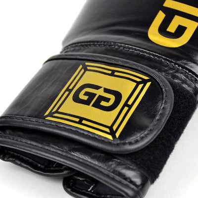 כפפות איגרוף עור שחור Glory BGVG1-®FAIRTEX-בש גל - ציוד ספורט