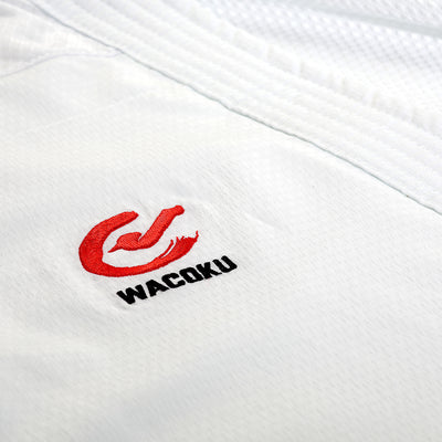 חליפת ג'ודו מקצועית 700 Wacoku White